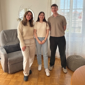 Photo des membres présents:

Ophélie Aebischer, Elodie Godel, Jonathan Aebischer